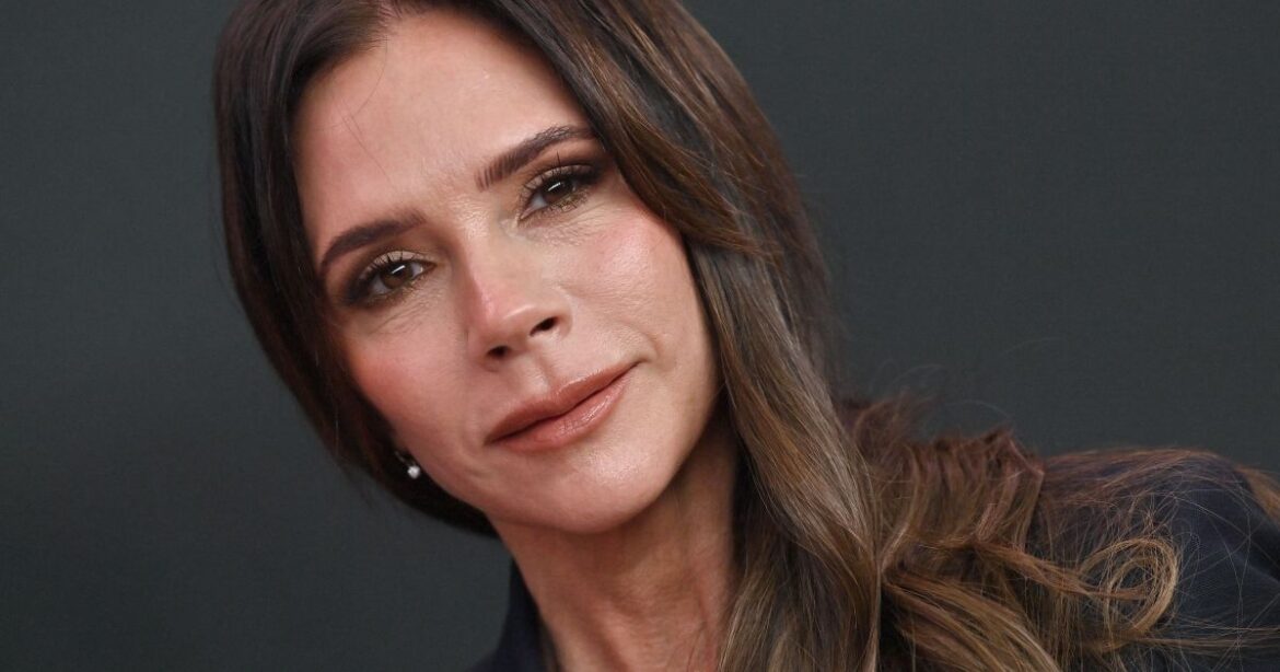 victoria-beckham-revela-que-usava-bolsa-falsa-para-se-manter-relevante