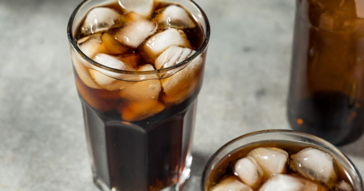 analise-nao-detecta-drogas-de-abuso-em-refrigerante-apos-intoxicacao-em-sc