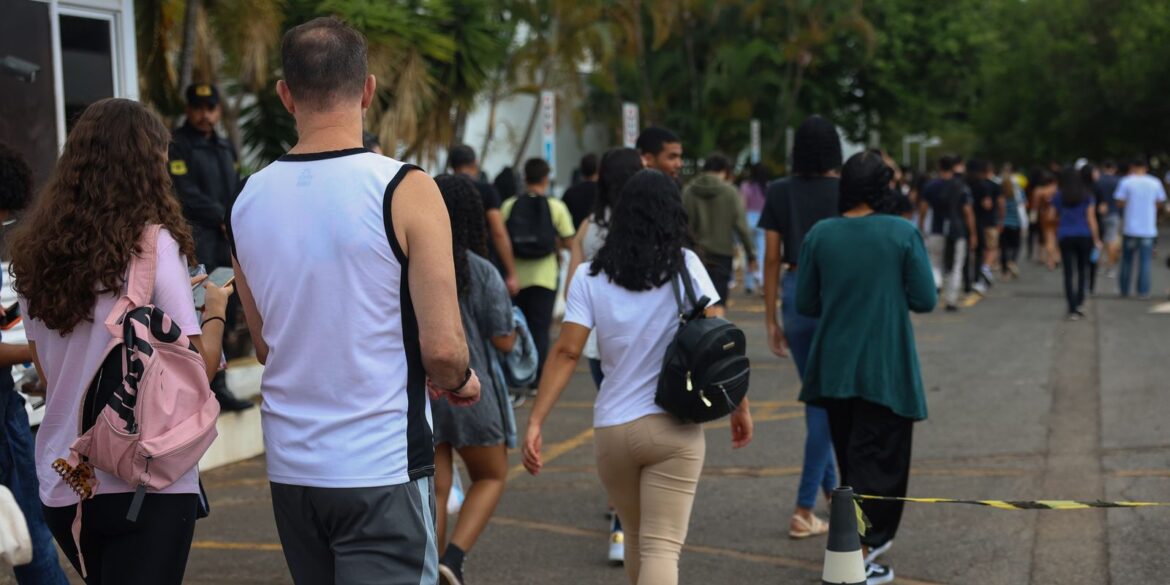 enem-2025:-inscritos-autodeclarados-indigenas-crescem-89%,-desde-2022