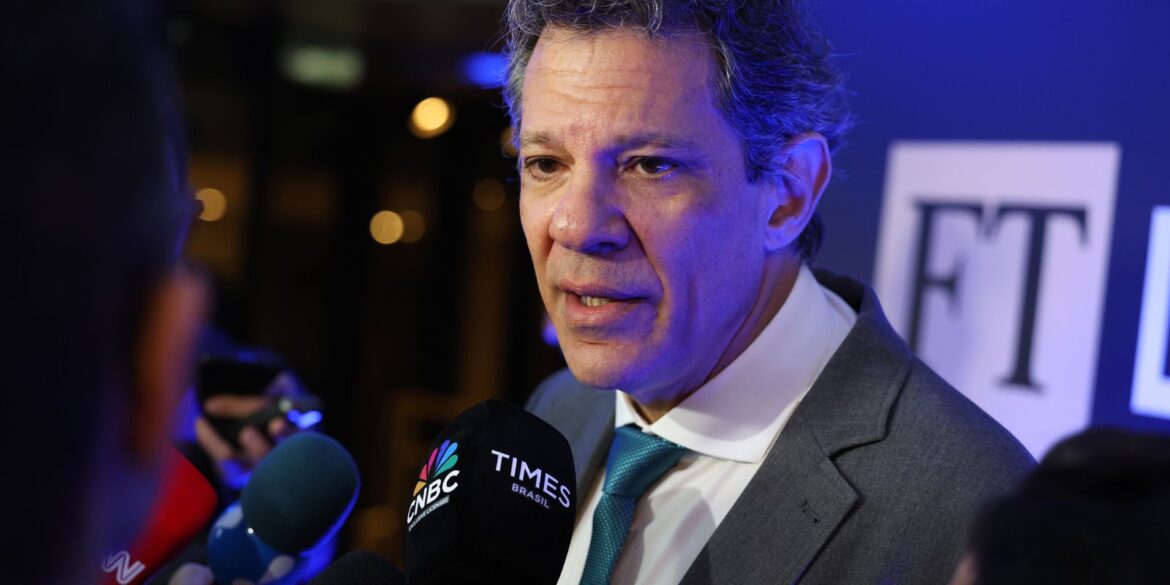 “dia-muito-importante-para-o-brasil”,-diz-haddad-sobre-isencao-do-ir