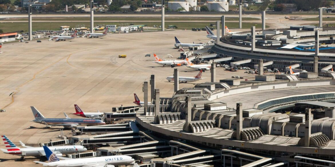 shutdown-provoca-cancelamento-de-mais-de-800-voos-nos-estados-unidos