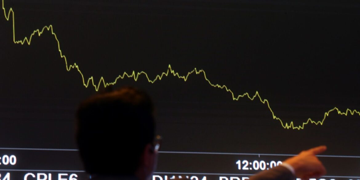 bolsa-volta-a-bater-recorde-e-alcanca-marca-de-154-mil-pontos