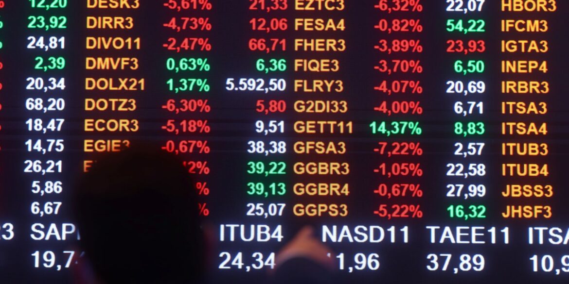 bolsa-sobe-pela-14a-vez-seguida-e-ultrapassa-os-155-mil-pontos