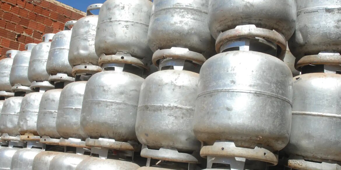 beneficiarios-com-nis-final-3-recebem-auxilio-gas-nesta-sexta-feira