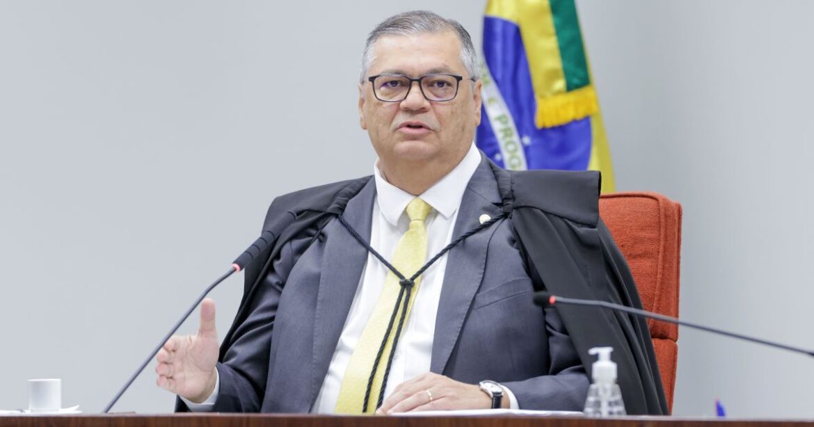 analise:-dino-tem-ganhado-relevancia-nos-bastidores-do-stf
