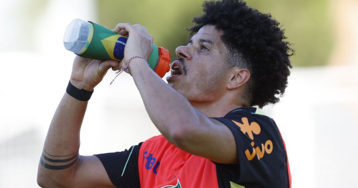 com-sede-de-copa,-sara-busca-convencer-ancelotti-a-estar-na-selecao