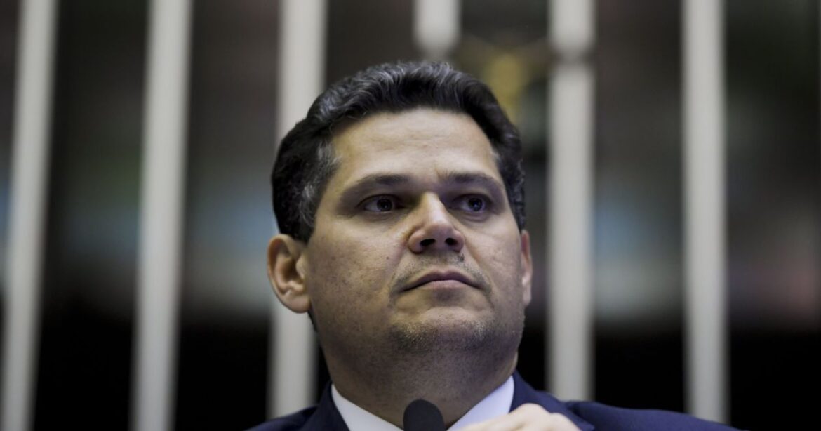 alcolumbre-sobre-prorrogacao-da-cpmi:-vamos-aguardar-a-decisao-do-tribunal