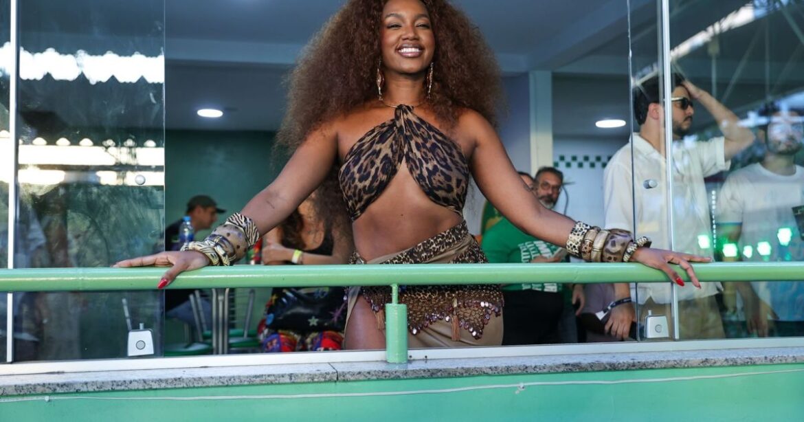 iza-nao-e-mais-rainha-de-bateria-na-imperatriz-leopoldinense;-veja-motivo