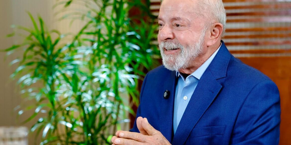 “nao-tem-bomba-nuclear.-e-pretexto”,-diz-lula-sobre-ataques-ao-ira