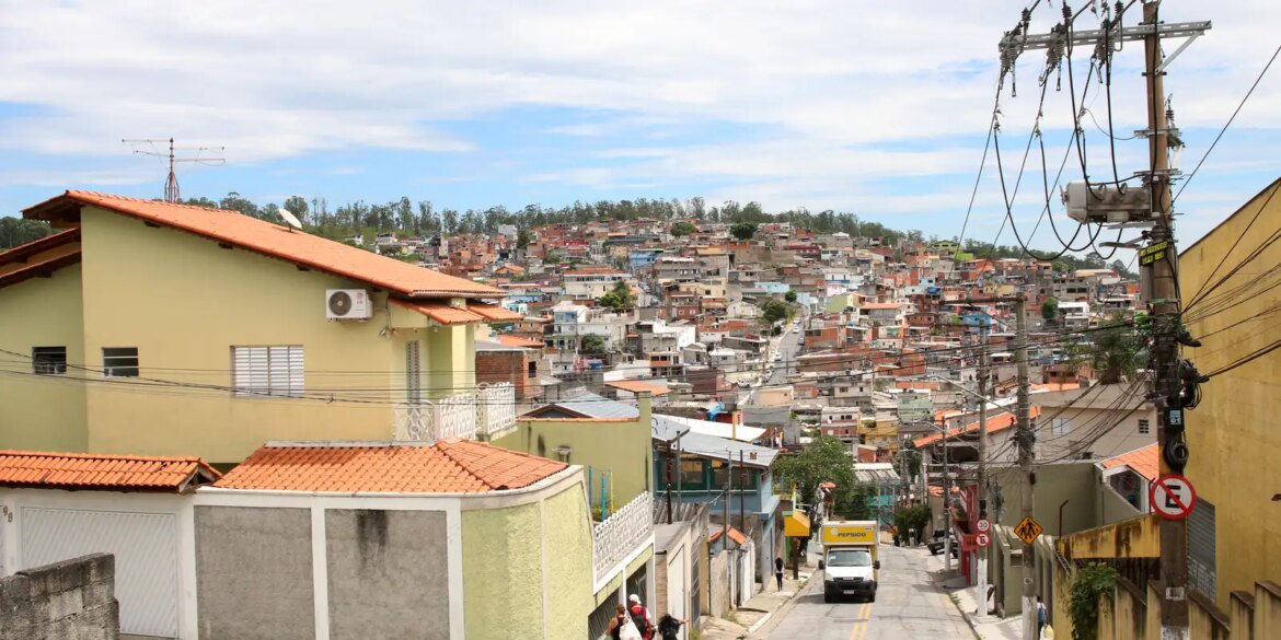 habitantes-de-perus,-em-sp,-acusam-fraude-em-audiencia-publica