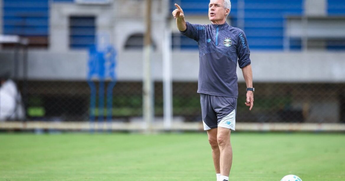 para-aliviar-pressao,-gremio-recebe-confianca-em-estreia-na-copa-do-brasil