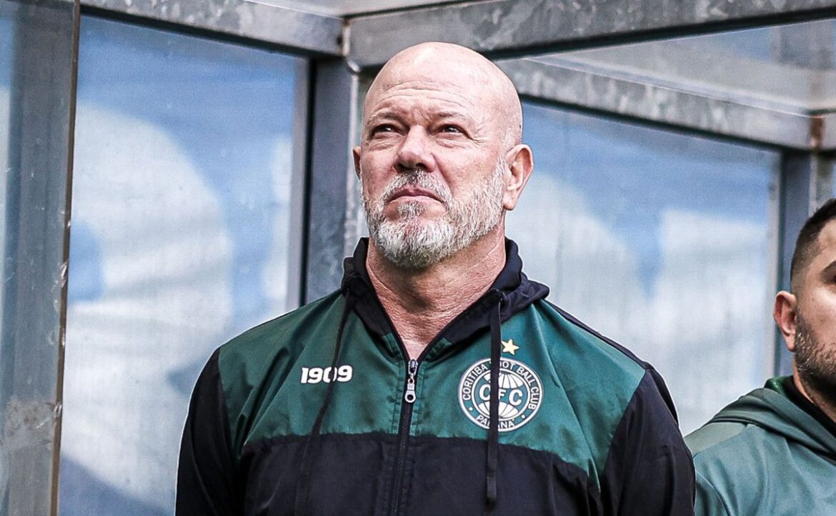 vexame-e-treta!-coritiba-reencontra-gremio-apos-episodio-emblematico