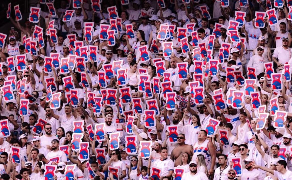 parana-clube-bate-recorde-de-publico-em-2026-em-jogo-na-arena-da-baixada