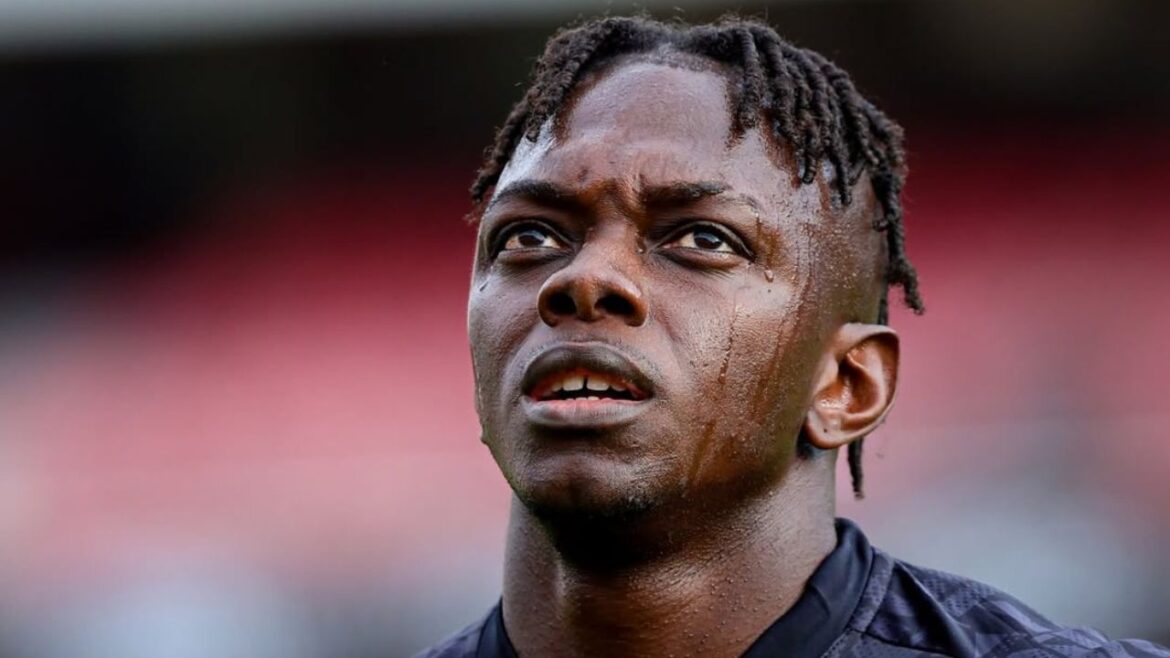 rival-do-flamengo,-ex-alvo-do-athletico-decepciona-em-2026