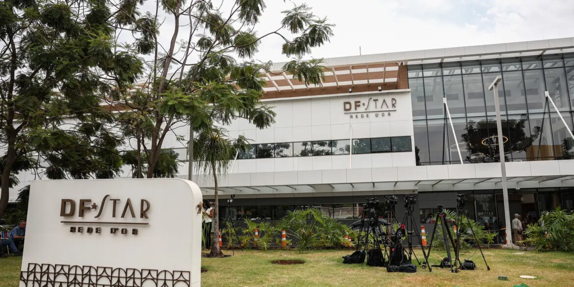 cirurgia-no-ombro-de-bolsonaro-ocorreu-sem-intercorrencias,-diz-equipe