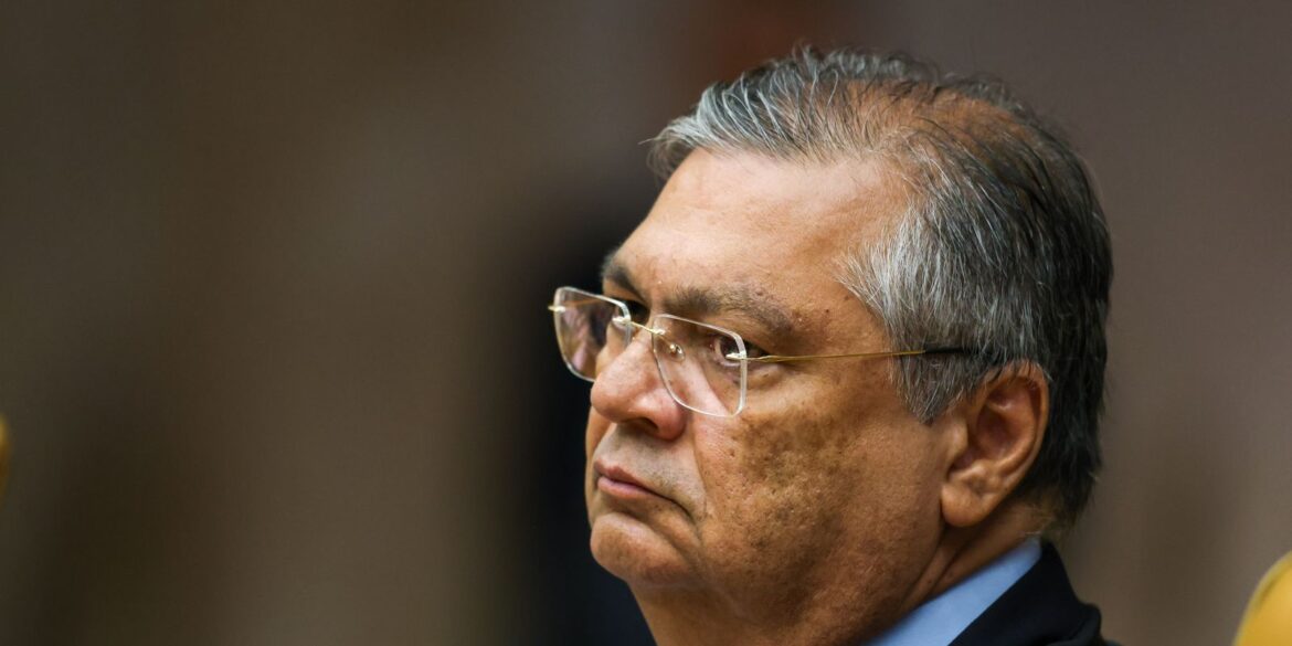 dino-pede-vista-e-stf-suspende-julgamento-sobre-royalties-do-petroleo