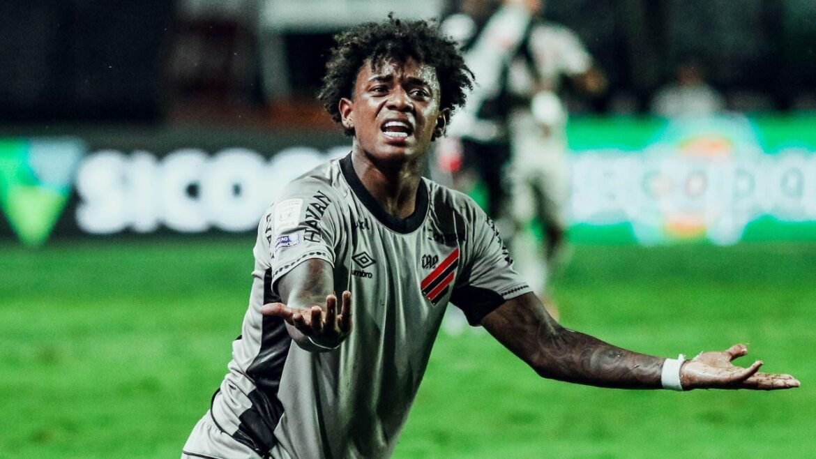 athletico-perde-para-o-vasco-e-mantem-maldicao-em-sao-januario
