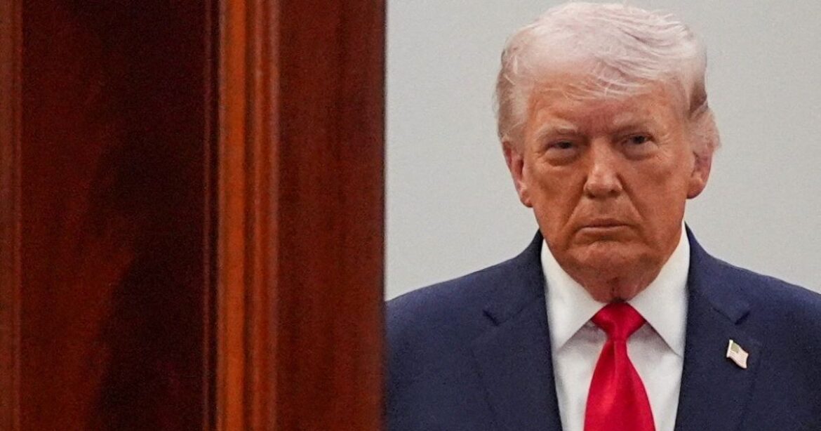 trump-considera-mais-seriamente-retomar-ataques-contra-o-ira,-dizem-fontes