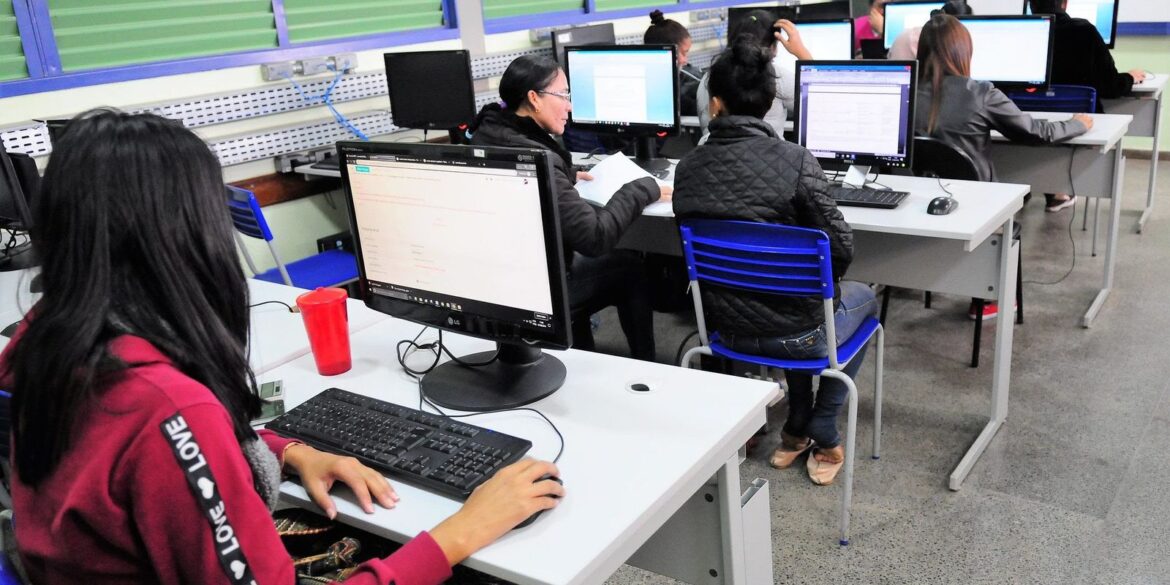brasil-supera-100-mil-escolas-publicas-com-internet-gratuita