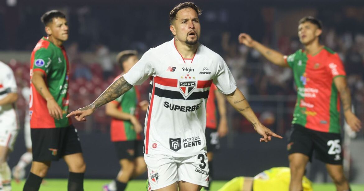 sao-paulo-vence-a-primeira-com-dorival-e-se-classifica-na-sul-americana