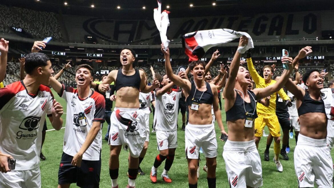 quem-sao-os-destaques-do-time-sub-17-do-athletico-que-venceu-a-copa-do-brasil?
