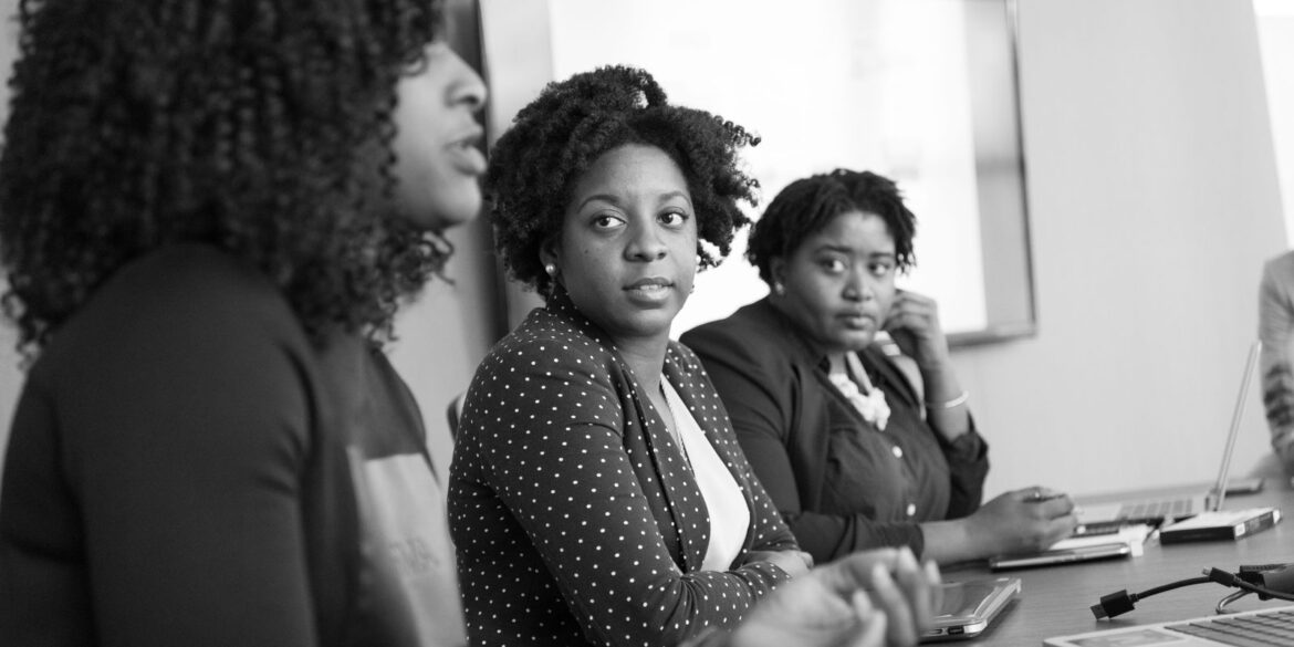 desemprego-entre-mulheres-negras-jovens-chega-a-24,7%,-aponta-estudo