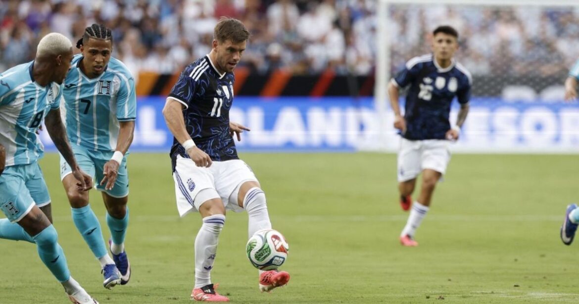 sem-messi,-argentina-poupa-titulares-e-vence-honduras-em-amistoso-pre-copa