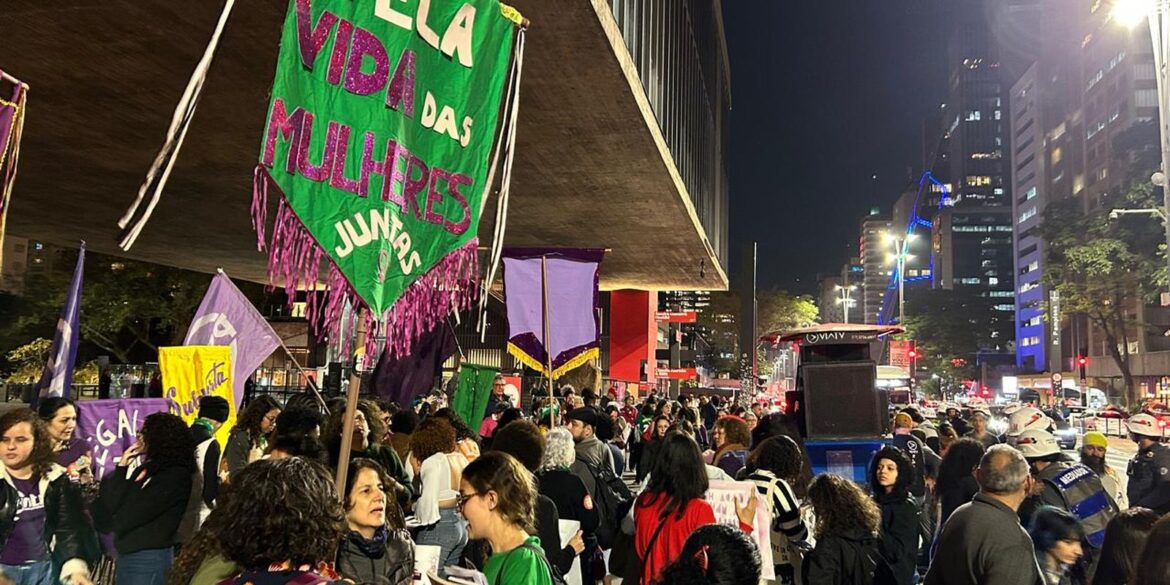 ato-em-sp-pede-manutencao-de-norma-sobre-aborto-em-casos-de-estupro