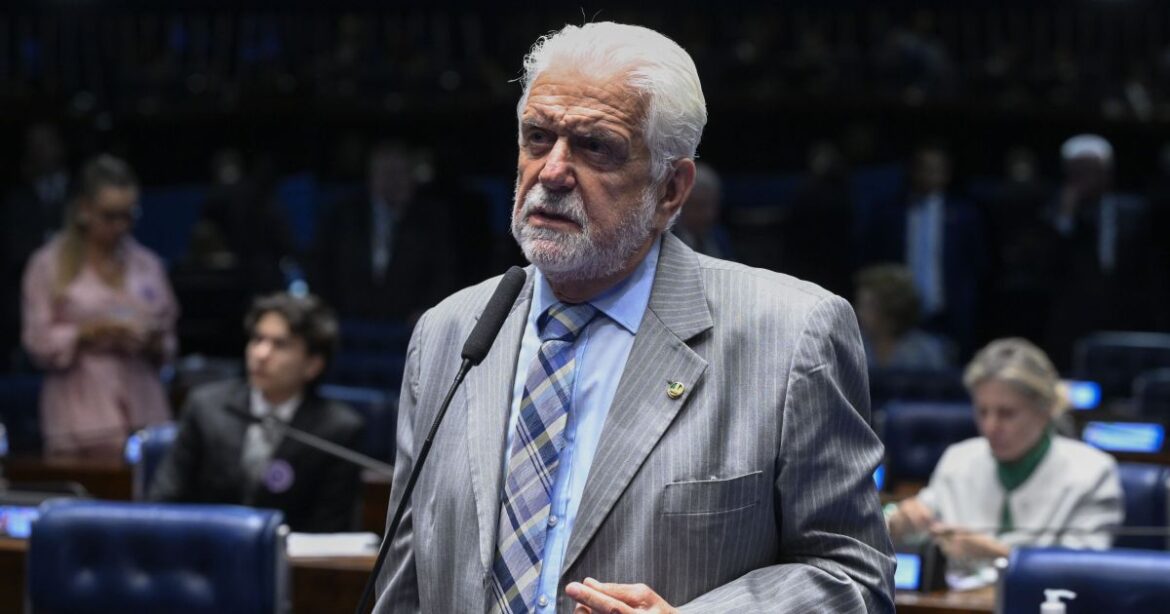 relogios,-dolares-e-euros:-o-que-a-pf-apreendeu-em-enderecos-de-jaques