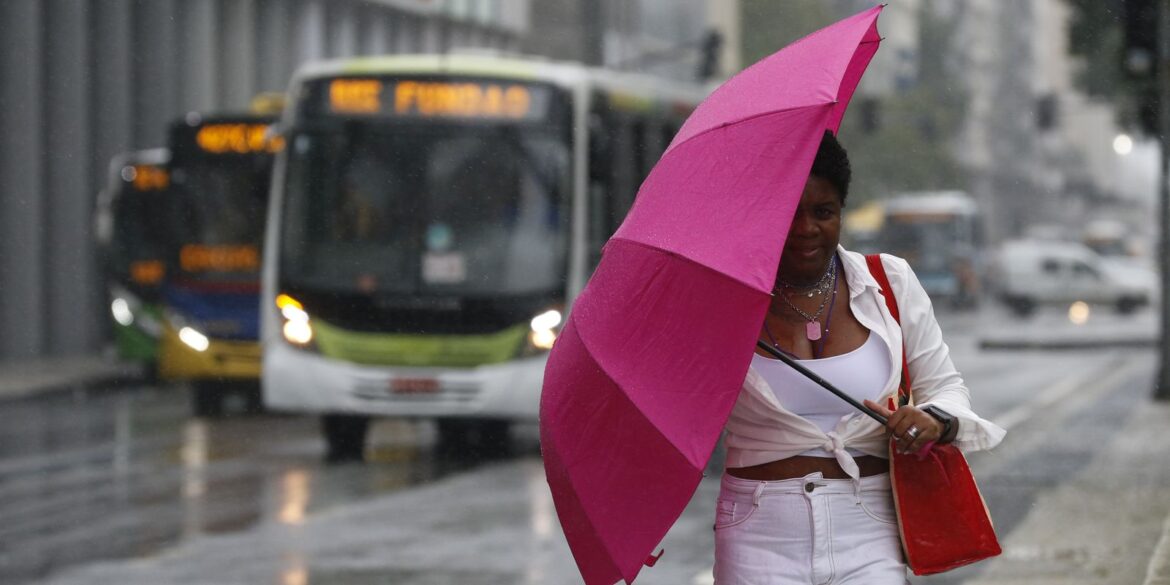 chuva-no-rj-cancela-show-em-transmissao-gratuita-de-jogo-do-brasil