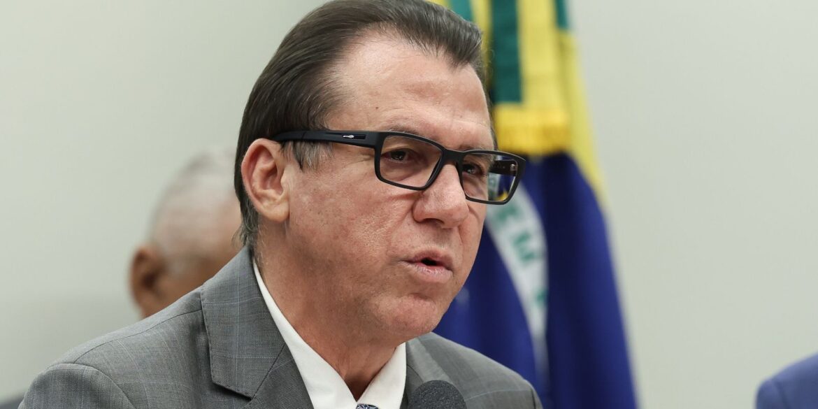 marinho-pede-solucao-do-supremo-contra-uso-irregular-do-mei