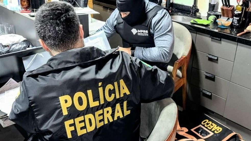ex-secretaria-e-alvo-de-operacao-por-desvio-de-r$-1,5-mi-de-cofres-publicos