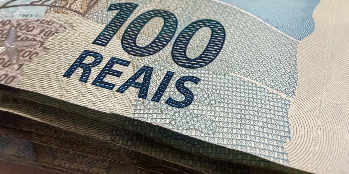 dolar-cai-para-r$-5,07,-menor-nivel-em-um-mes;-bolsa-fica-estavel