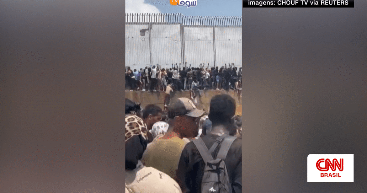 video:-imigrantes-tentam-travessia-arriscada-para-a-espanha