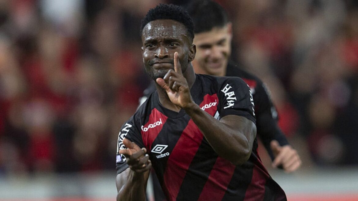 lider-do-returno,-athletico-defende-invencibilidades-no-brasileirao-contra-o-bragantino