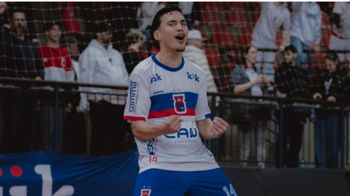 parana-clube-encerra-jejum-e-chega-vivo-para-a-ultima-rodada-do-paranaense-de-futsal