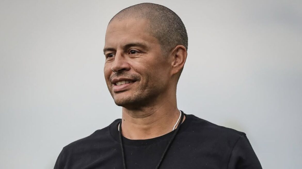 alex-apoia-promessa-dispensada-pelo-coritiba:-“conte-comigo”