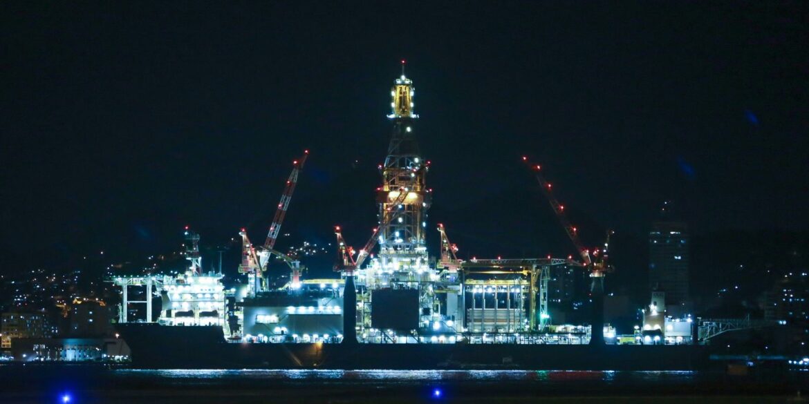 apesar-de-liminar,-camex-prorroga-imposto-sobre-exportacao-de-petroleo