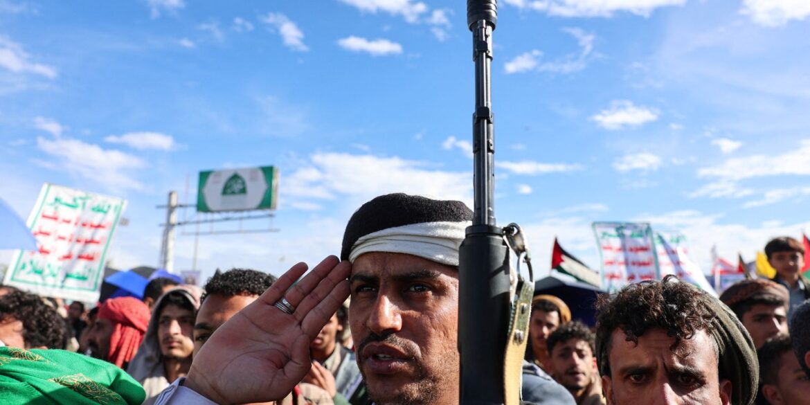 houthis-dizem-ter-atingido-estatal-de-petroleo-da-arabia-saudita