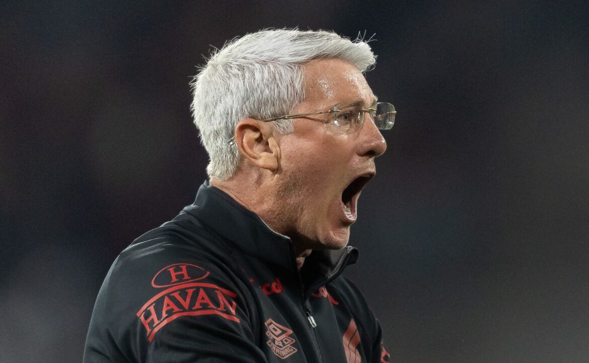 athletico-volta-aos-treinos-com-foco-em-problema-que-preocupa-odair