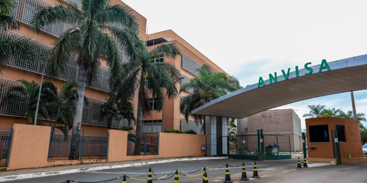 anvisa-aprova-medicamento-para-tratar-esquistossomose-em-criancas