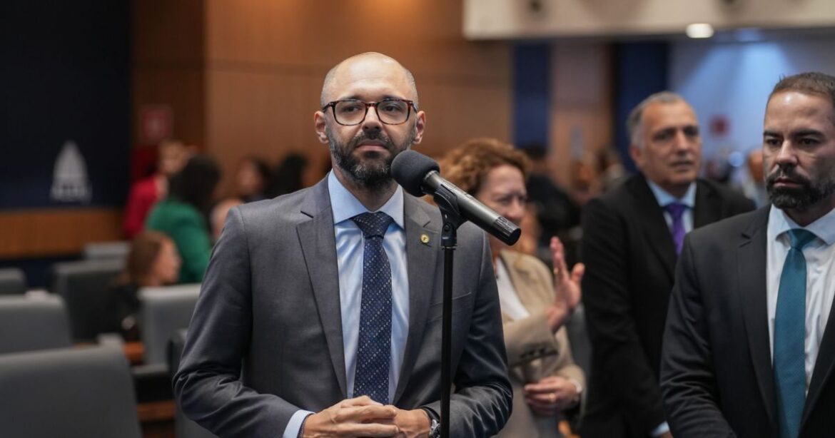 justica-manda-deputado-do-pl-entregar-armas-de-fogo-a-pf-apos-ameaca