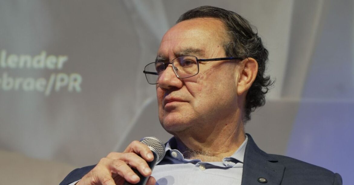 cury-apos-cancelamento-do-debate:-“colapso-da-democracia,-infelizmente”